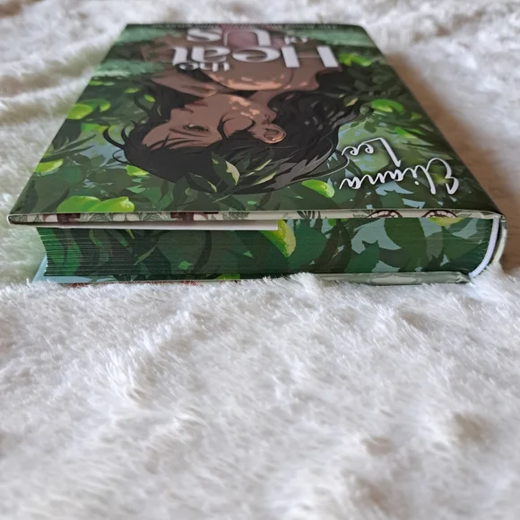 The Heat of Us by Eliana Lee Faecrate Edition - Picture 5 of 6